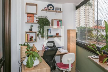 Escritório de apartamento à venda com 4 quartos, 177m² em Vila Anglo Brasileira, São Paulo