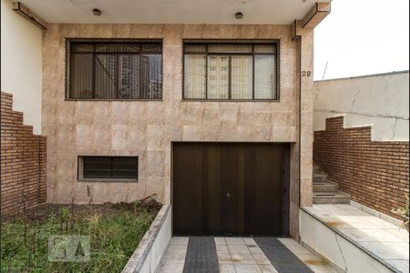 Casa para alugar com 355m², 5 quartos e 7 vagasFachada 