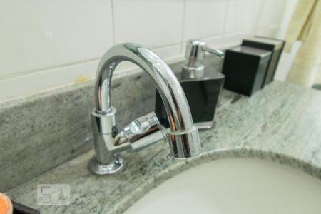 Banheiro Social de apartamento para alugar com 2 quartos, 52m² em Fonseca, Niterói