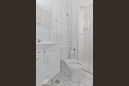 Banheiro de apartamento à venda com 3 quartos, 66m² em Continental, Osasco