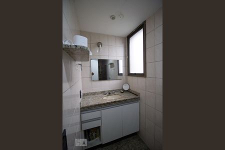 Apartamento à venda com 115m², 3 quartos e 2 vagas Apartamento à venda com 115m², 3 quartos e 2 vagasBanheiro - Suite