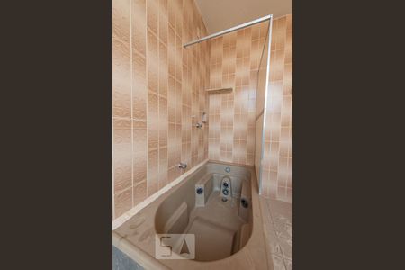 Apartamento para alugar com 150m², 4 quartos e 2 vagas Apartamento para alugar com 150m², 4 quartos e 2 vagasBanheiro da Suíte