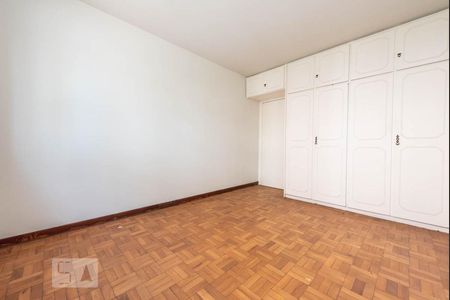Apartamento para alugar com 150m², 4 quartos e 2 vagas Apartamento para alugar com 150m², 4 quartos e 2 vagasQuarto