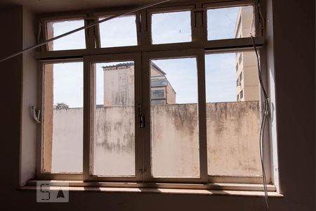 Apartamento para alugar com 150m², 4 quartos e 2 vagas Apartamento para alugar com 150m², 4 quartos e 2 vagasVista da Suíte