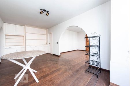 Apartamento para alugar com 150m², 4 quartos e 2 vagas Apartamento para alugar com 150m², 4 quartos e 2 vagasSala de Jantar