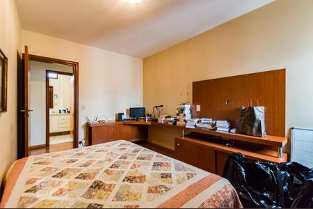 Apartamento à venda com 296m², 5 quartos e 2 vagasQuarto 2