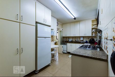 Apartamento à venda com 296m², 5 quartos e 2 vagasCozinha