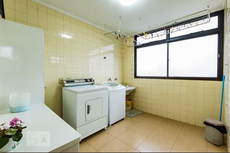 Apartamento à venda com 296m², 5 quartos e 2 vagasÁrea de Serviço