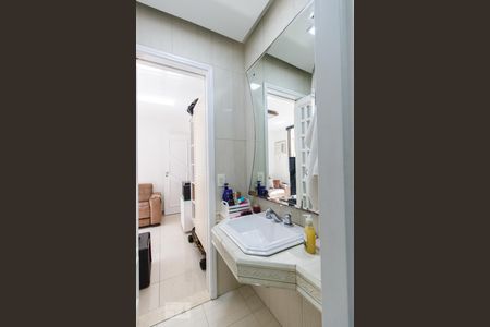 Apartamento para alugar com 170m², 4 quartos e 2 vagasBanheiro Suíte 3