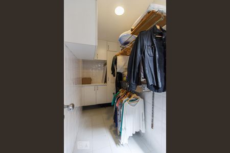 Apartamento para alugar com 170m², 4 quartos e 2 vagasQuarto de Serviço