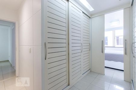 Apartamento para alugar com 170m², 4 quartos e 2 vagasCloset Suíte 1