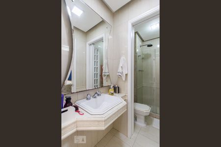 Apartamento para alugar com 170m², 4 quartos e 2 vagasBanheiro Suíte 3