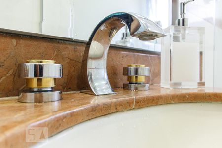 Apartamento para alugar com 170m², 4 quartos e 2 vagasDetalhe