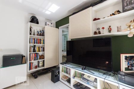 Apartamento para alugar com 170m², 4 quartos e 2 vagasQuarto