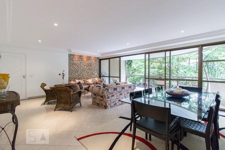 Sala de apartamento para alugar com 4 quartos, 170m² em Barra da Tijuca, Rio de Janeiro