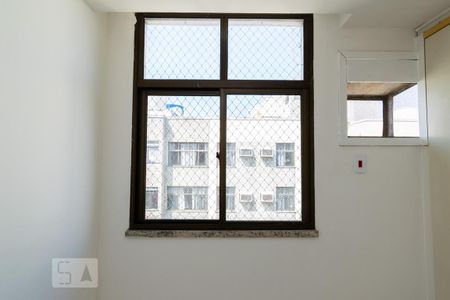 Vista Janela Quarto 1 de apartamento à venda com 2 quartos, 68m² em Centro, Niterói