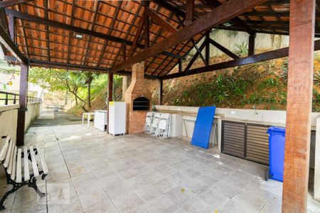 Apartamento à venda com 68m², 2 quartos e 1 vaga Apartamento à venda com 68m², 2 quartos e 1 vagaChurrasqueira
