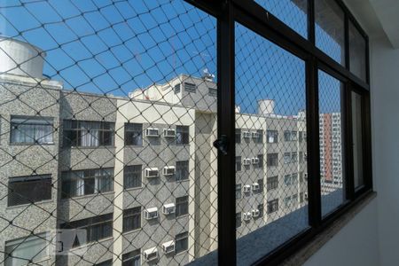 Vista Janela Sala de apartamento à venda com 2 quartos, 68m² em Centro, Niterói