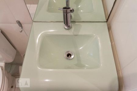 Apartamento à venda com 55m², 2 quartos e 2 vagasPia do Banheiro Suíte 