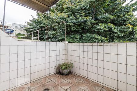 Casa para alugar com 70m², 2 quartos e sem vagaTerraço