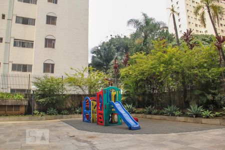 Apartamento à venda com 100m², 2 quartos e 1 vagaPlayground