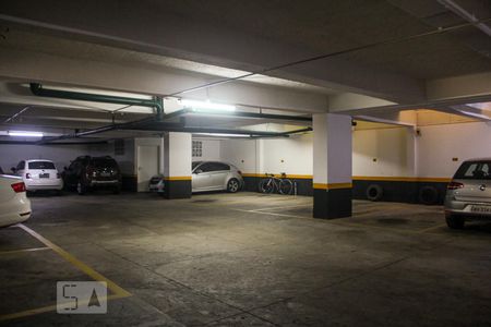 Apartamento à venda com 100m², 2 quartos e 1 vagaGaragem