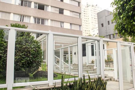 Apartamento à venda com 100m², 2 quartos e 1 vagaFachada e Portaria