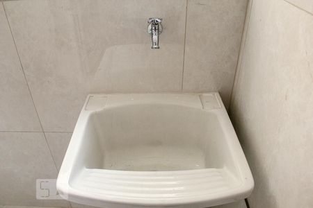 Apartamento à venda com 100m², 2 quartos e 1 vagaÁrea de Serviço