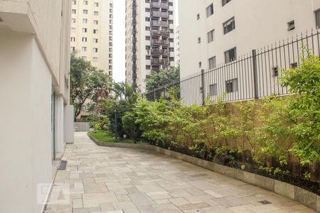 Apartamento à venda com 100m², 2 quartos e 1 vagaÁrea comum