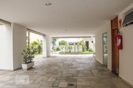 Apartamento à venda com 100m², 2 quartos e 1 vagaÁrea comum