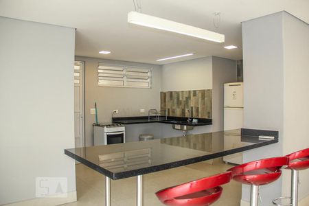 Apartamento à venda com 100m², 2 quartos e 1 vagaSalão de Festas