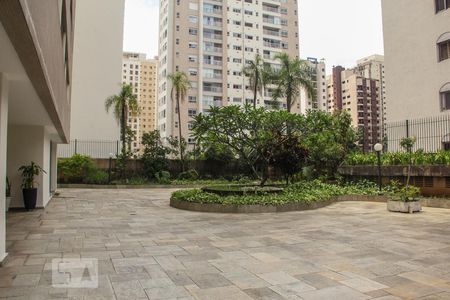 Apartamento à venda com 100m², 2 quartos e 1 vagaÁrea comum