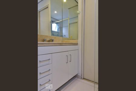 Apartamento à venda com 47m², 1 quarto e 1 vagaBanheiro