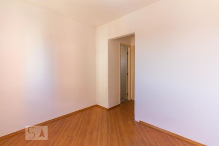 Quarto 2 de apartamento para alugar com 2 quartos, 50m² em Vila Parque Jabaquara, São Paulo