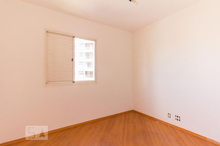 Quarto 1 de apartamento para alugar com 2 quartos, 50m² em Vila Parque Jabaquara, São Paulo