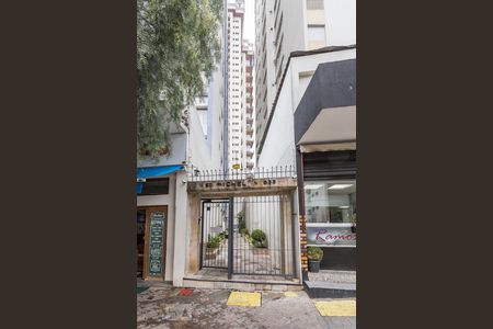 Apartamento à venda com 96m², 2 quartos e sem vaga Apartamento à venda com 96m², 2 quartos e sem vagaFachada