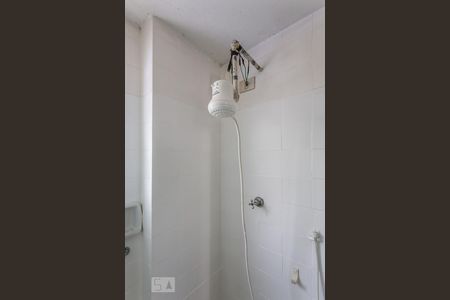 Apartamento à venda com 96m², 2 quartos e sem vaga Apartamento à venda com 96m², 2 quartos e sem vagaBanheiro