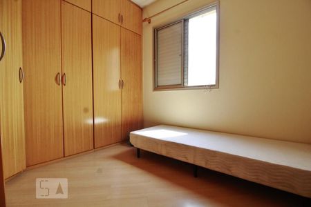 Apartamento à venda com 58m², 2 quartos e 2 vagasQuarto 2