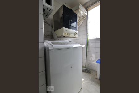 Apartamento à venda com 58m², 2 quartos e 2 vagasÁrea de serviço