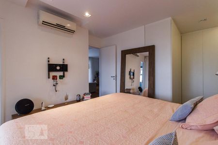 Apartamento à venda com 110m², 2 quartos e 1 vagaSuíte