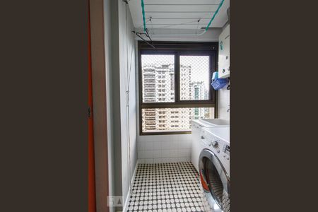 Apartamento à venda com 110m², 2 quartos e 1 vagaÁrea de Serviço