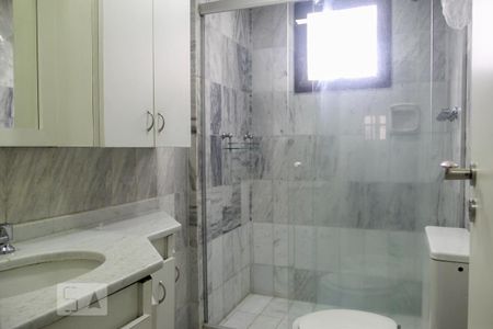 Apartamento para alugar com 200m², 4 quartos e 3 vagasBanheiro
