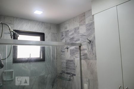 Apartamento para alugar com 200m², 4 quartos e 3 vagasBanheiro Suíte 2
