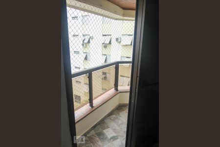 Apartamento para alugar com 200m², 4 quartos e 3 vagasVaranda da Suíte 2