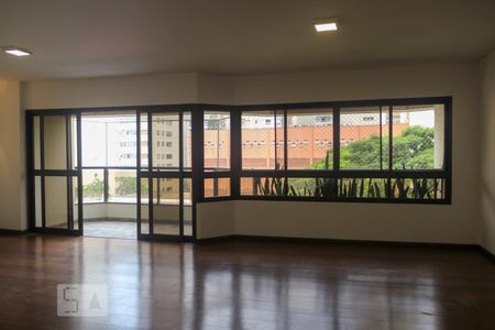 Sala de apartamento para alugar com 4 quartos, 200m² em Itaim Bibi, São Paulo