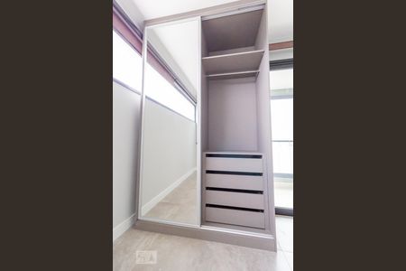 Quarto - Armário de kitnet/studio para alugar com 1 quarto, 38m² em Campo Belo, São Paulo