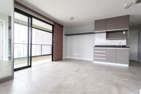 Sala de kitnet/studio para alugar com 1 quarto, 38m² em Campo Belo, São Paulo