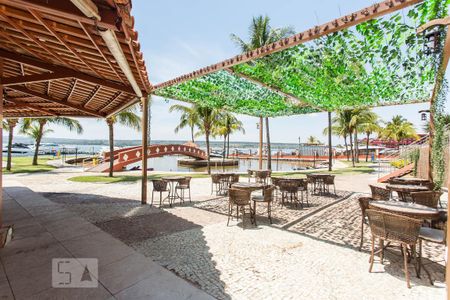 Studio para alugar com 37m², 1 quarto e 1 vaga Studio para alugar com 37m², 1 quarto e 1 vagaBar da Piscina