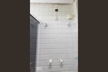 Banheiro de kitnet/studio para alugar com 1 quarto, 37m² em Asa Norte, Brasília