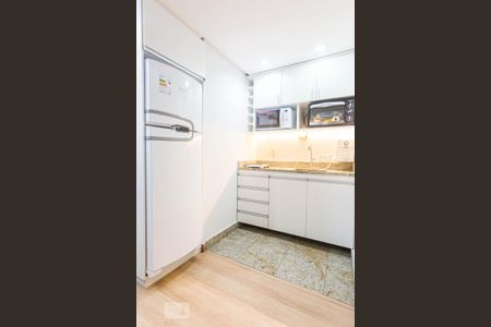 Cozinha de kitnet/studio para alugar com 1 quarto, 37m² em Asa Norte, Brasília